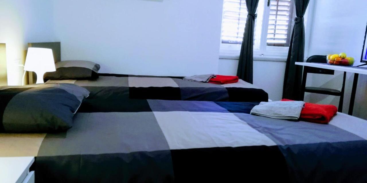 Pula Center Green Park Apartments And Rooms Εξωτερικό φωτογραφία