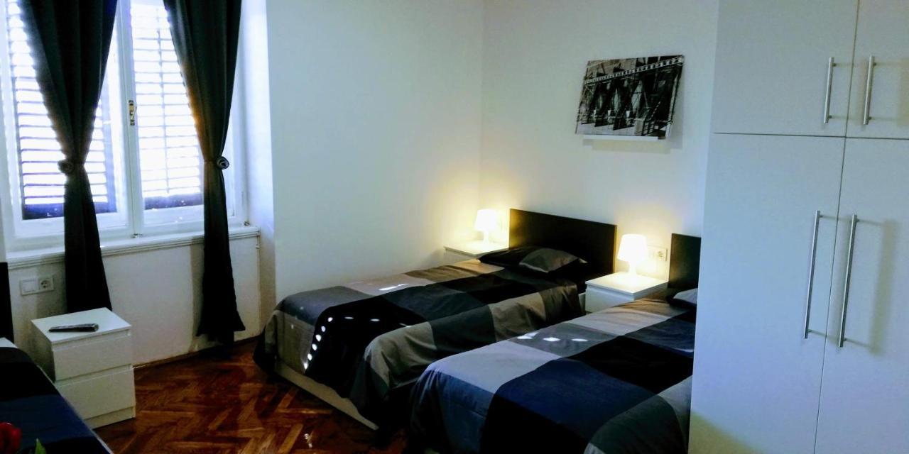 Pula Center Green Park Apartments And Rooms Εξωτερικό φωτογραφία