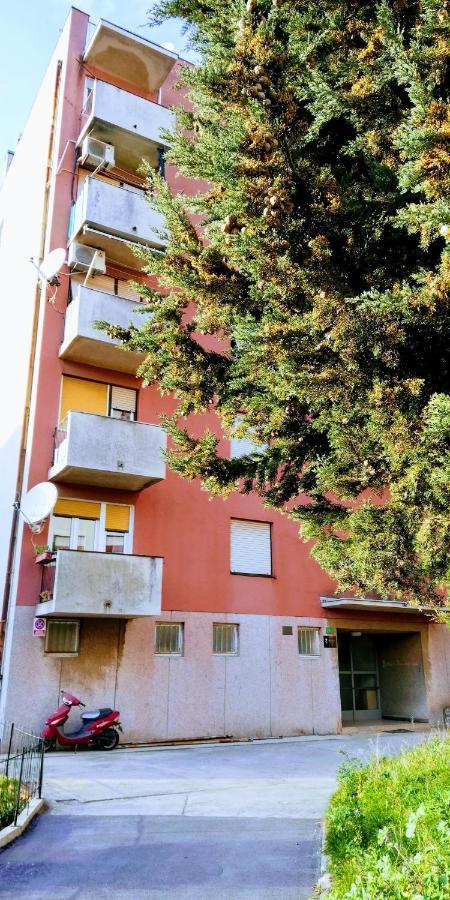 Pula Center Green Park Apartments And Rooms Εξωτερικό φωτογραφία
