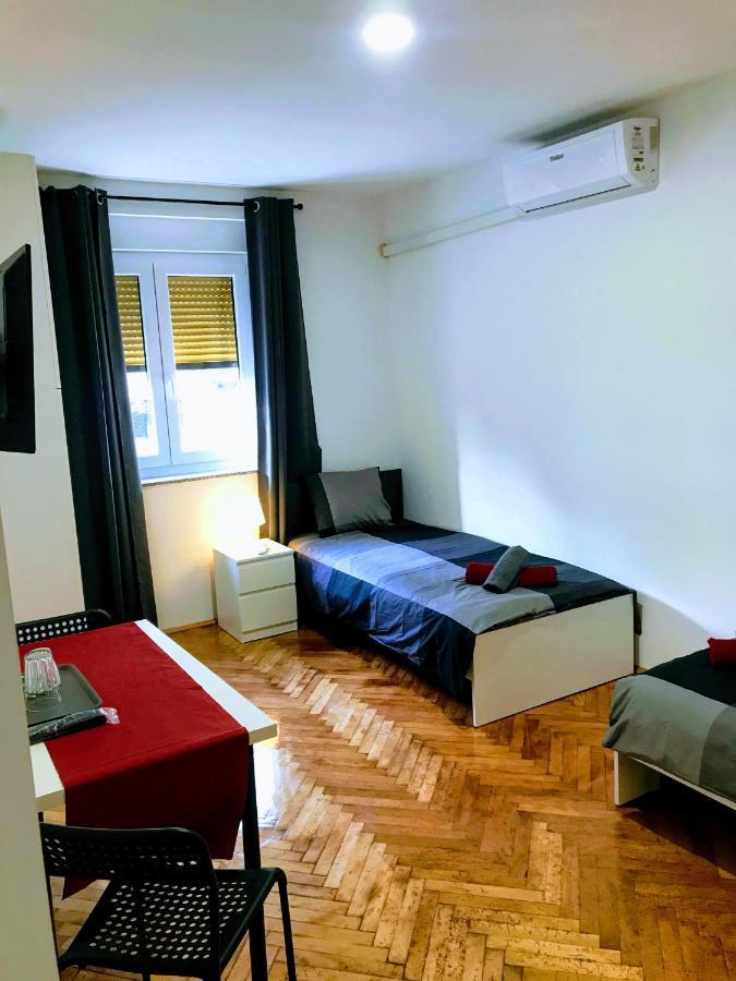 Pula Center Green Park Apartments And Rooms Εξωτερικό φωτογραφία